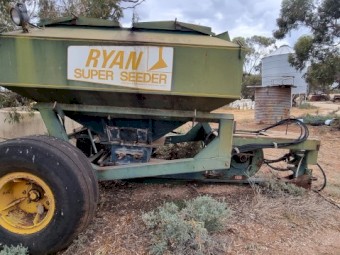 Ryan Air Seeder Bin/Fertiliser Spreader