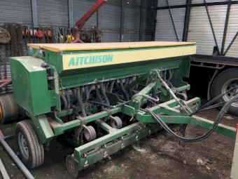 Aitchison seed drill 3m