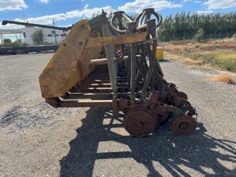 2010 SERAFIN ULTISOW ASBG 6M DOUBLE DISC SEEDER BAR USED
