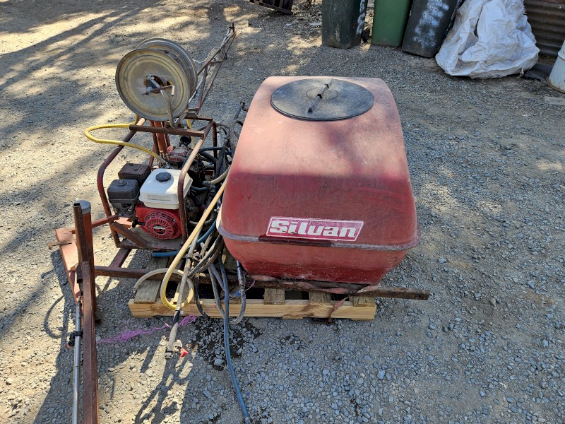 Ute boom spray unit