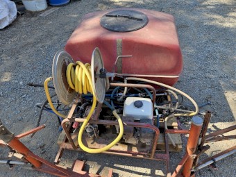 Ute boom spray unit