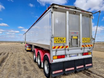 2012 Lusty EMS Roll back B-Double Grain Trailer Set