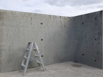 L-Block Retaining Walls 4m x 2.4m x 2.0m (Faulty concrete batch)