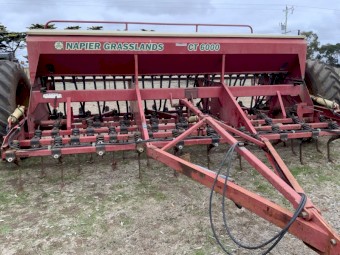 Napier Grasslands CT 6000 combine seeder