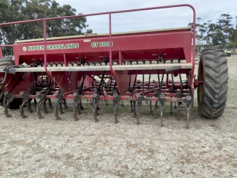 Napier Grasslands CT 6000 combine seeder