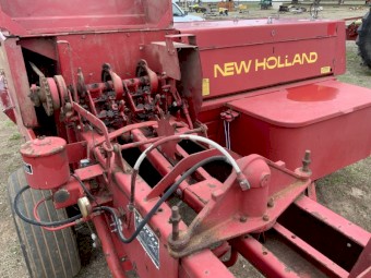 417 New Holland Hayliner