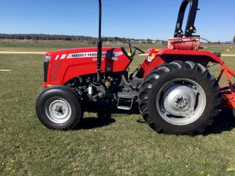 2017 Massey Ferguson 2615 2WD Tractor