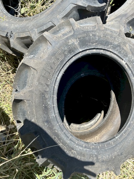 Tractor Tyres Mitas 300/70 R20 new