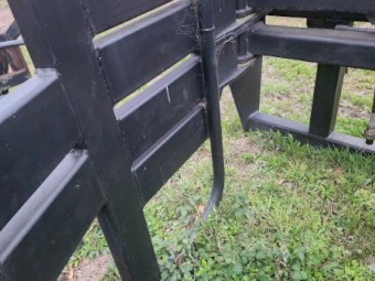 Kerfab - Dual Round Bale Silage Grab