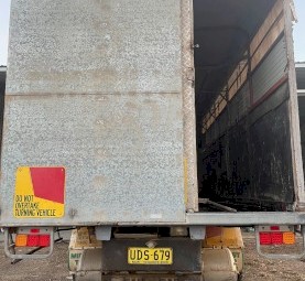 1986 Mitsubishi FM515J