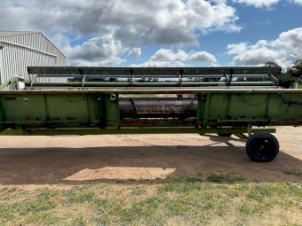 John Deere 222 Front