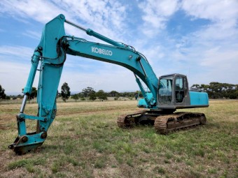2002 Kobelco SK330LC Excavator