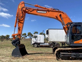 2012 Doosan DX300LC Excavator