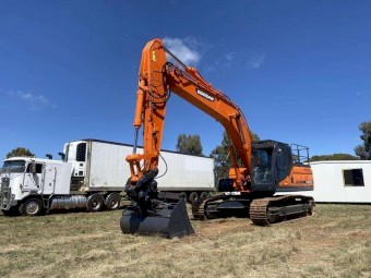 2012 Doosan DX300LC Excavator