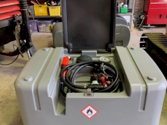 New 400 litre 12v diesel fuel transfer transfer tanks, 12vDC, with CE rated diesel pump 42 LPM, with auto shutoff nozzle