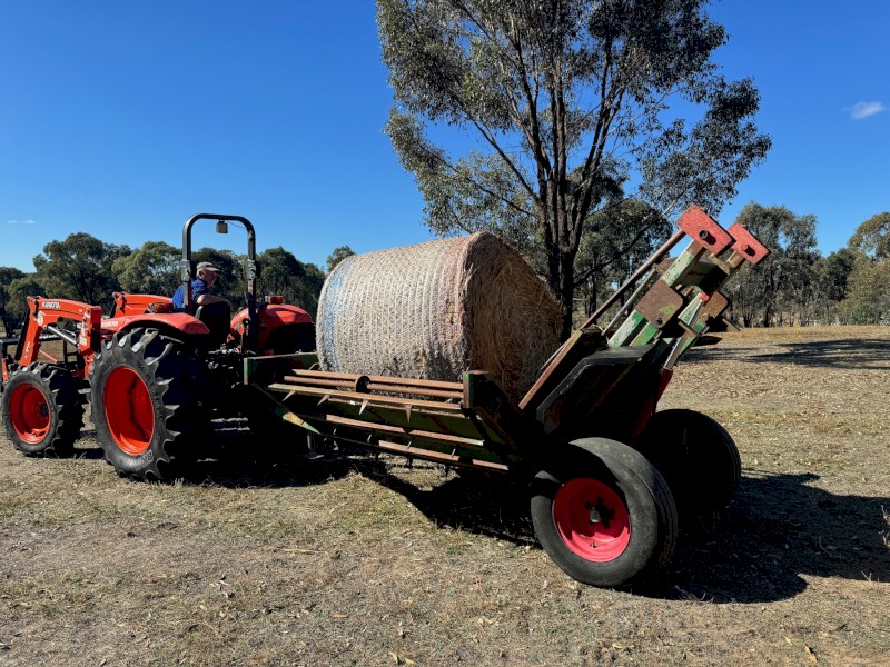 Truline Round Bale Feeder