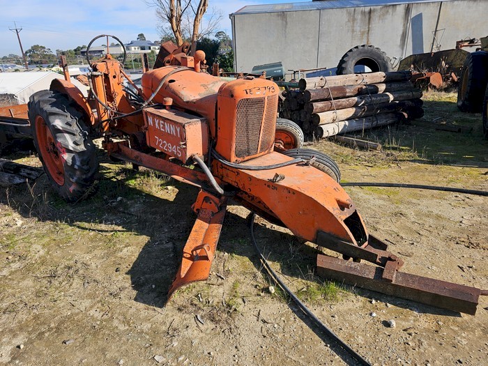 Tutt-Bryant Tractor Grader