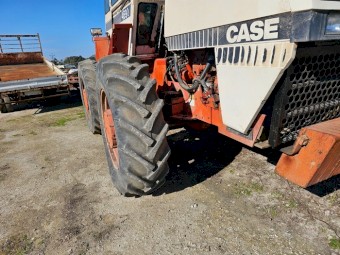 Case 4690 Tractor