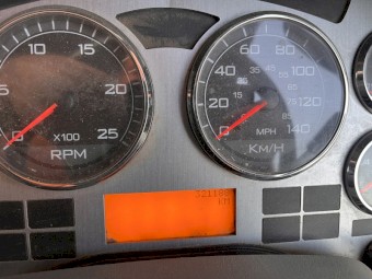 2013 Caterpillar CT 610 Truck