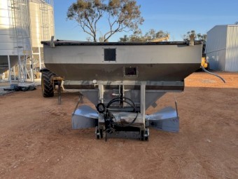 2016 Hansa L4 Spreader