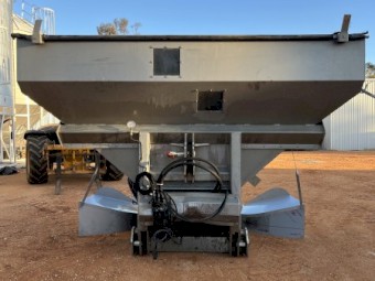 2016 Hansa L4 Spreader