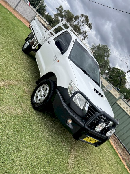 2012 Toyota Hilux Single Cab Ute