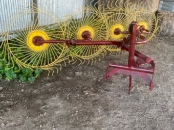 Vicon 4 Reel fully refurbished hay rake.
