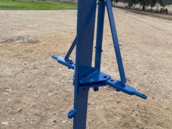 Massey Ferguson Single tine ripper fully refurbished