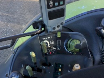 2007 Claas Ares 697 ATZ Tractor
