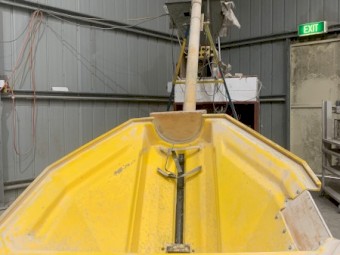 Hopper w/ Pencil Auger