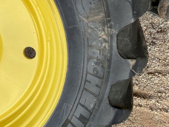 John Deere R4038 Flotation Tyres