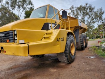 2002 Caterpillar 740 Dump Truck
