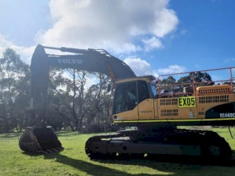 2009 Volvo EC460CL Excavator