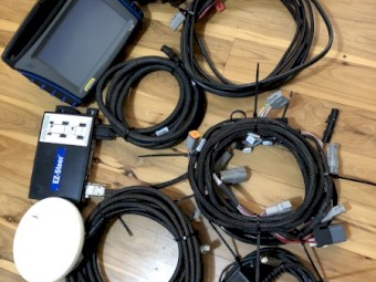 Trimble FM750 and EZ steer