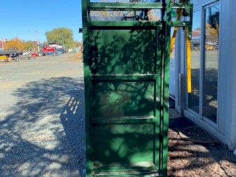 Cattle Vet Crush Painted offside operation BL5200 side Squeeze 