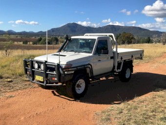 2016 Toyota Landcruiser Tray Top Ute