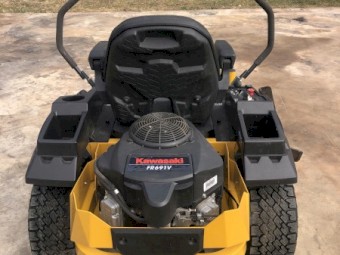 Hustler Raptor XD48 rider mower. 59 hours.