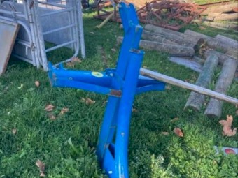 Berends ripper and pipe layer