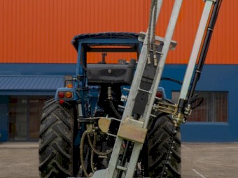 SERIES 89 200 CELL HYDRAULIC PERCUSSION POST DRIVER.