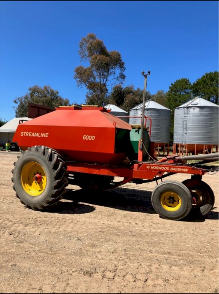 Horwood Bagshaw 6000L Streamline bin with small seeds box (Bin Only)