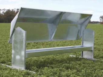 Boyd Dry Lick Feeder -Sheep