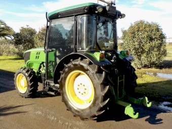 2019 John Deere 5100 GF 4WD ORCHARD/VINEYARD 100hp TRACTOR