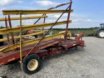 New Holland 1012 hay bale wagon | Farm Tender