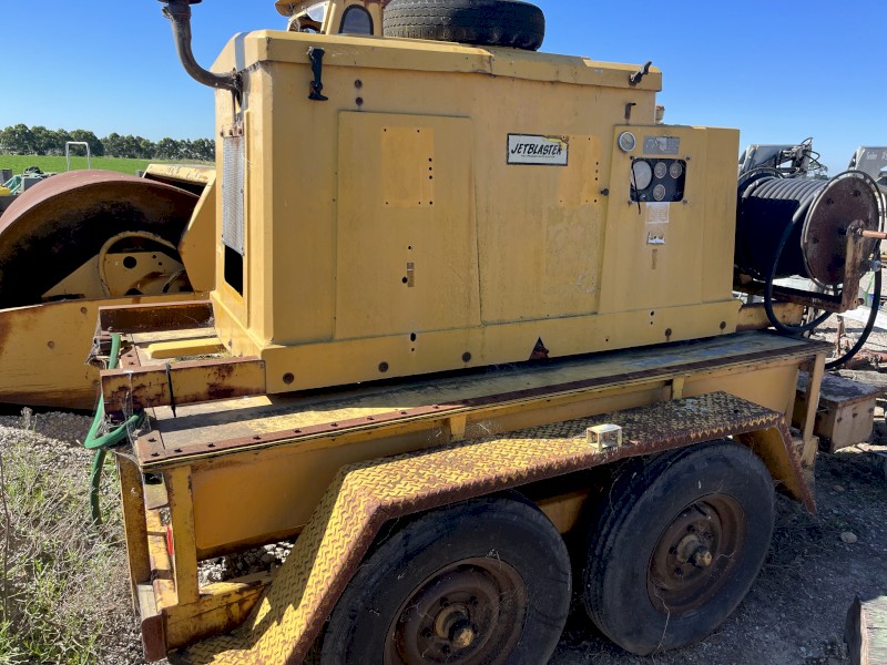 Jet blaster industrial washer