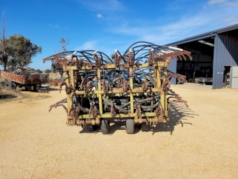 Alfarm 32 Foot Scarifier