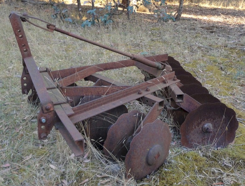 Offset Disc Plough plus Ripper