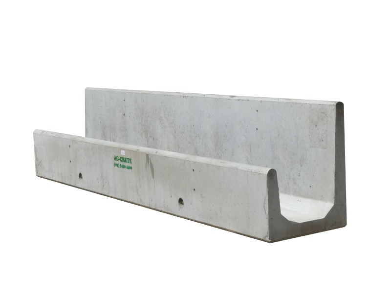 Concrete Customisable Height Feed Troughs 700 wide x 4000 long for Cattle Feedlots - Ag-Crete