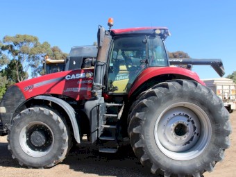 2016 Case Magnum 250 CVT Tractor
