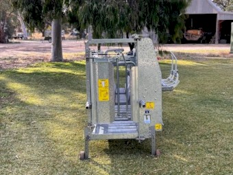 Peak Hill Sheep Handler