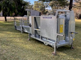 Peak Hill Sheep Handler